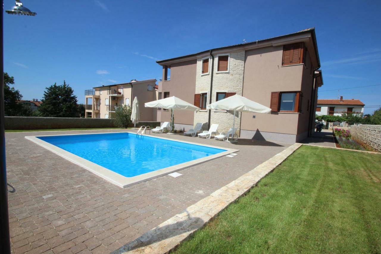 Villa Dora Vabriga Tar-Vabriga Exterior photo